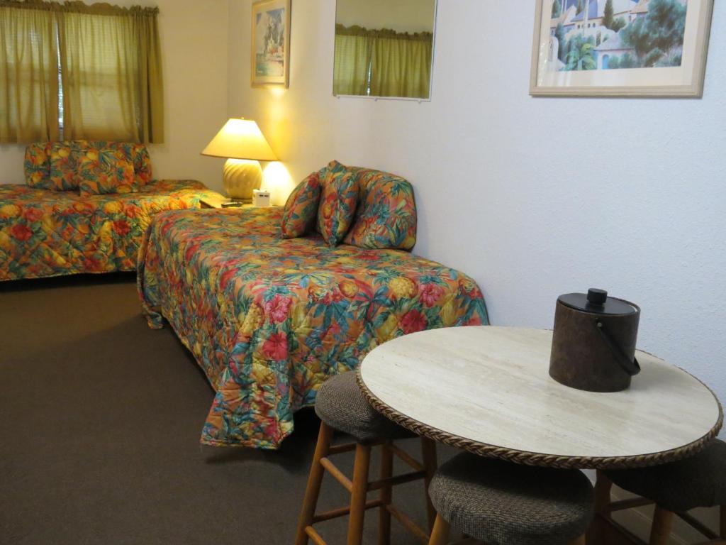 Ed & Ellen'S Lodgings Key Largo Motel Eksteriør billede
